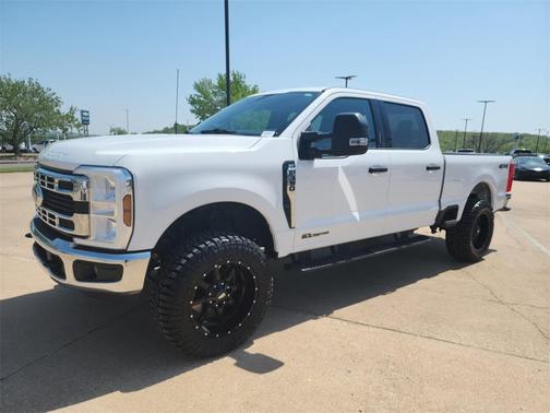 2024 Ford F-350 XLT