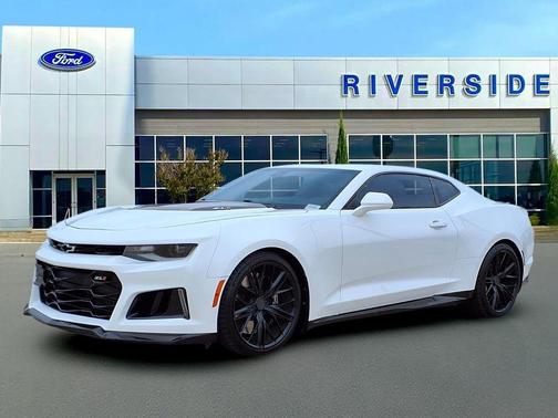 Summit White 2021 Chevrolet Camaro ZL1