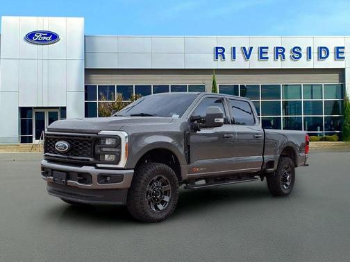 Gray Metallic 2023 Ford F-250 Lariat