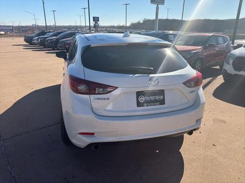 2018 Mazda Mazda3 Grand Touring