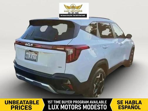 Snow White Pearl 2025 Kia Seltos S