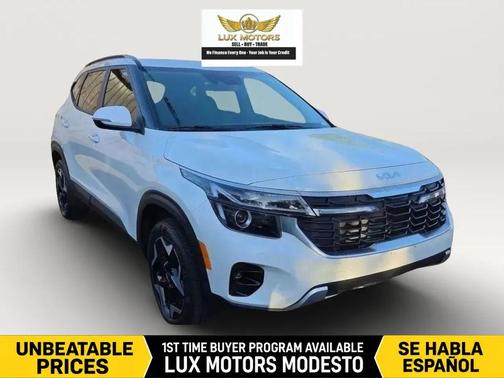 Snow White Pearl 2025 Kia Seltos S