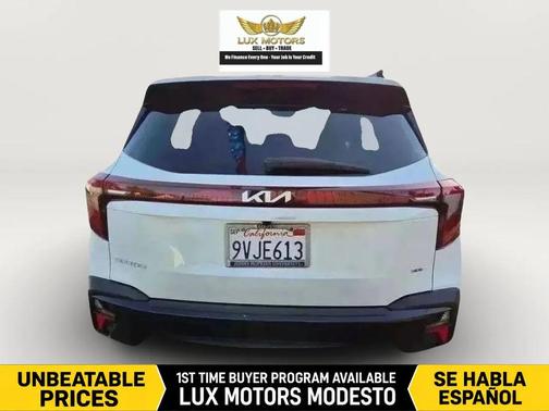 Snow White Pearl 2025 Kia Seltos S