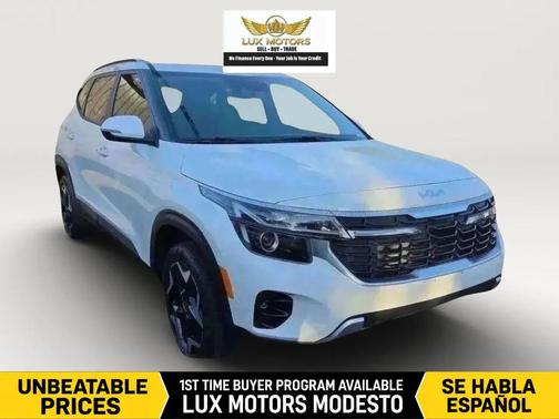 Snow White Pearl 2025 Kia Seltos S