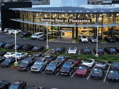 2024 Mercedes-Benz GLC 300 Base