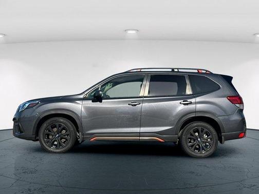 Magnetite Gray Metallic 2024 Subaru Forester Sport