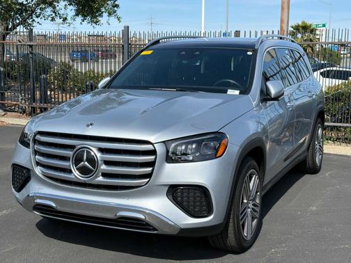 Cirrus Silver Metallic 2024 Mercedes-Benz GLS 450