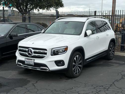 2023 Mercedes-Benz GLB 250 