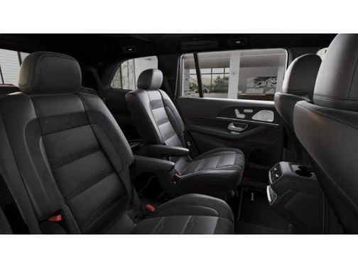 Obsidian Black Metallic 2026 Mercedes-Benz AMG GLS 63 Base