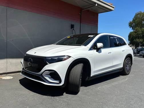 2023 Mercedes-Benz EQS 450+
