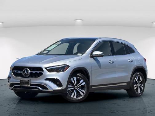 Cirrus Silver Metallic 2026 Mercedes-Benz GLA 250 Base