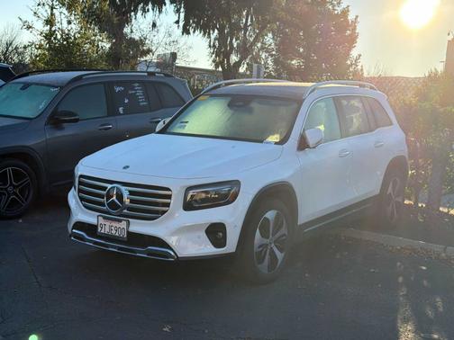 2025 Mercedes-Benz GLB 250 Base