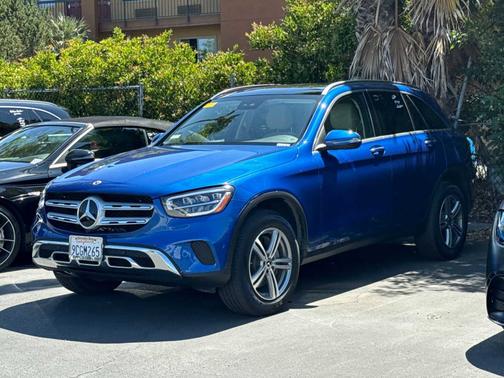 2022 Mercedes-Benz GLC 300