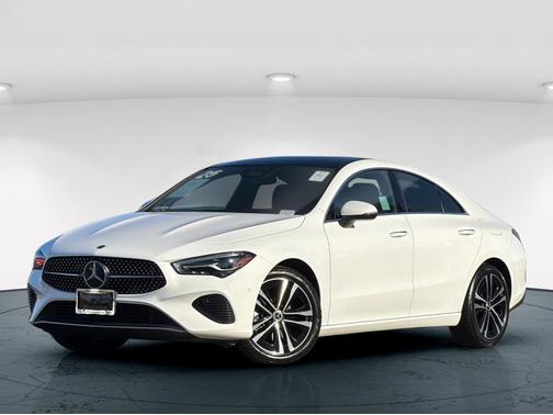 2025 Mercedes-Benz CLA 250 