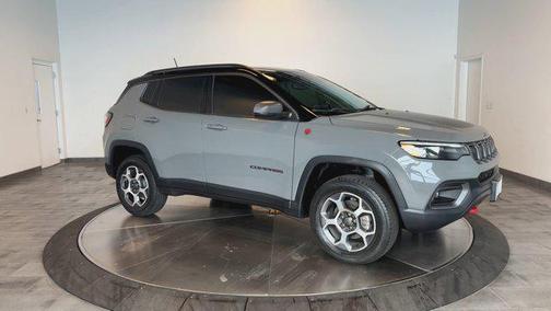 Sting-Gray Clearcoat 2022 Jeep Compass Trailhawk