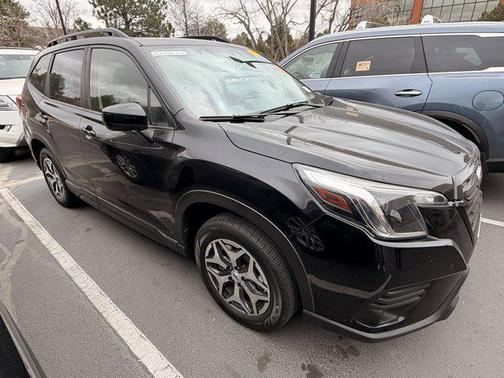 Crystal Black Silica 2023 Subaru Forester Premium