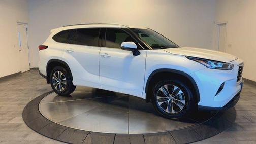 2020 Toyota Highlander XLE