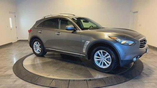 2014 INFINITI QX70 Base