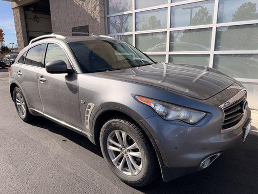 2014 INFINITI QX70 Base