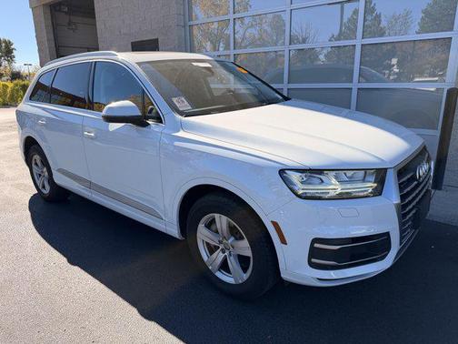 2019 Audi Q7 45 Premium Plus