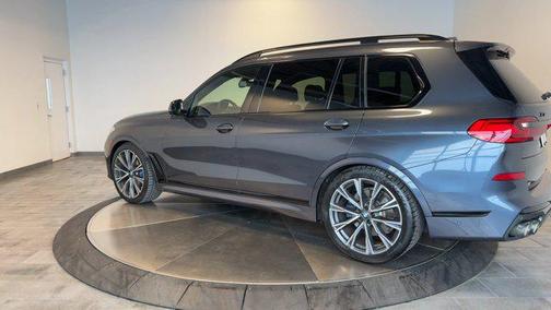 Arctic Grey Metallic 2022 BMW X7 xDrive40i