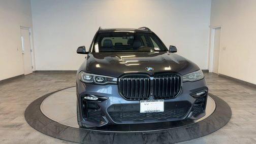 Arctic Grey Metallic 2022 BMW X7 xDrive40i