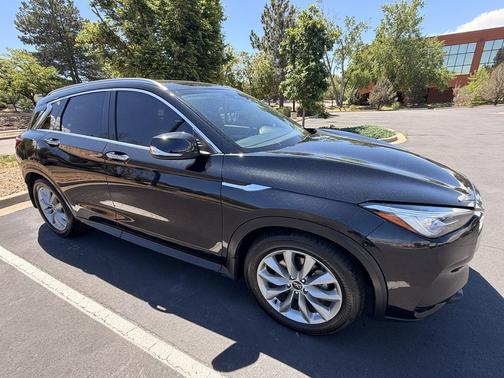 Mineral Black 2021 INFINITI QX50 LUXE AWD