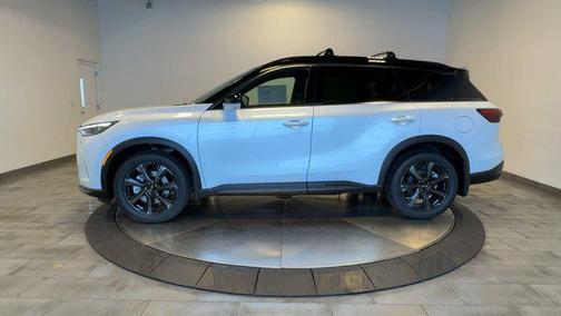 Radiant White/Black Obsidian 2027 INFINITI QX60 AUTOGRAPH