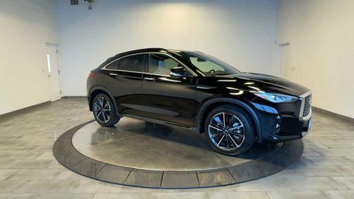 2023 INFINITI QX55 LUXE