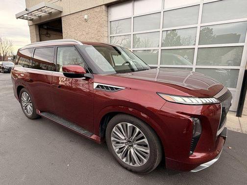 2025 INFINITI QX80 SENSORY AWD