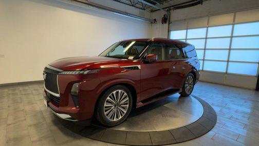 2025 INFINITI QX80 SENSORY AWD