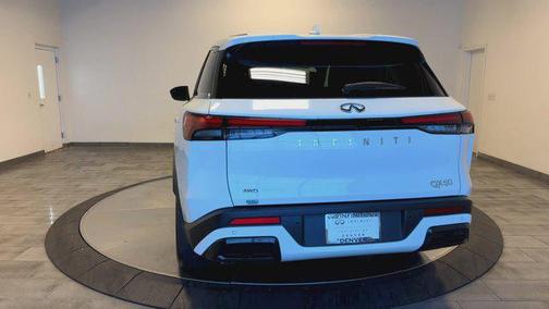 2025 INFINITI QX60 Pure