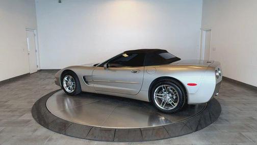 2000 Chevrolet Corvette Base