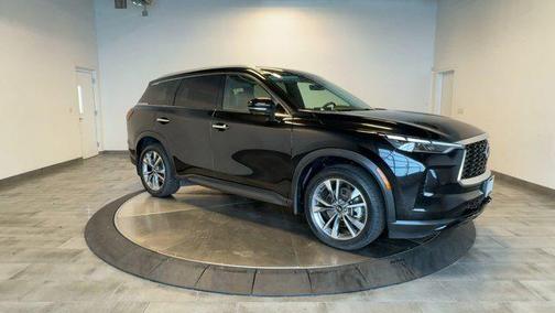 Mineral Black 2023 INFINITI QX60 Luxe