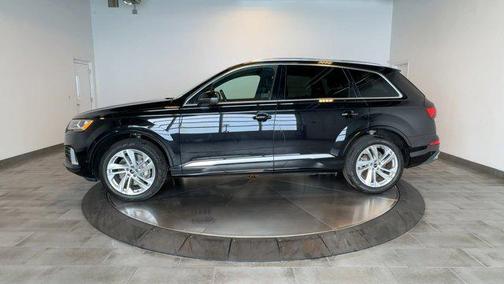 2021 Audi Q7 45 Premium Plus