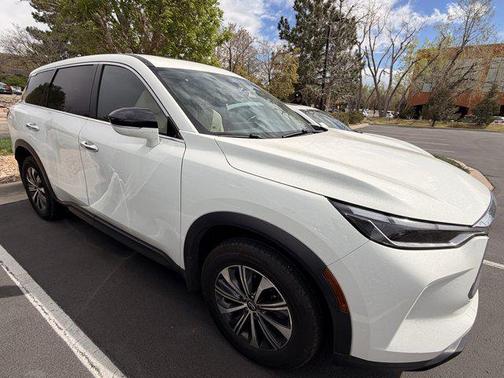 Glacier White 2023 INFINITI QX60 Pure