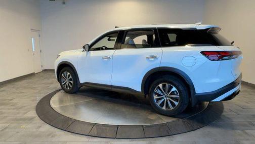 Glacier White 2023 INFINITI QX60 Pure