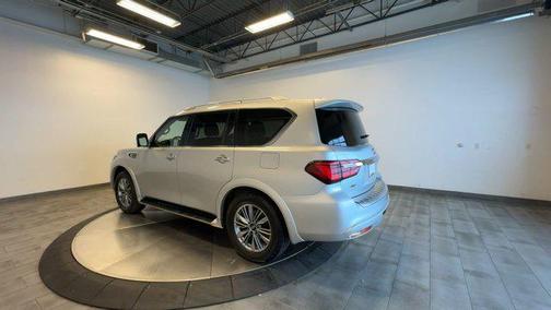 2021 INFINITI QX80 Luxe