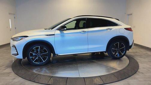2023 INFINITI QX55 LUXE