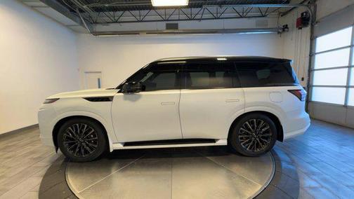 Radiant White/Black Obsidian 2025 INFINITI QX80 AUTOGRAPH AWD