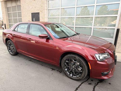 2023 Chrysler 300 Touring
