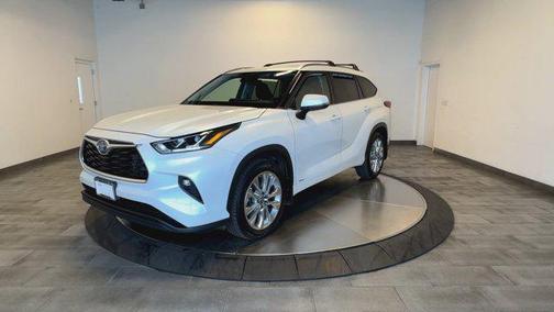 2022 Toyota Highlander Hybrid Limited