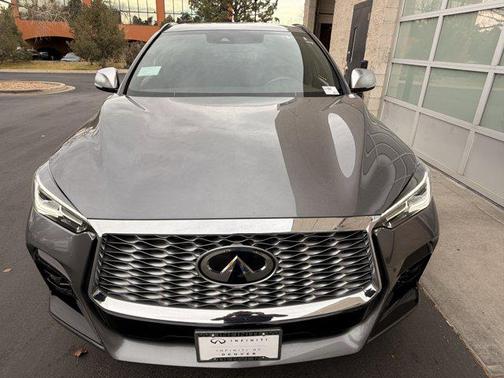 2025 INFINITI QX55 LUXE