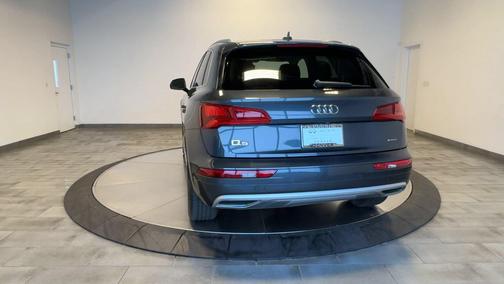 Manhattan Gray Metallic 2020 Audi Q5 45 Premium Plus