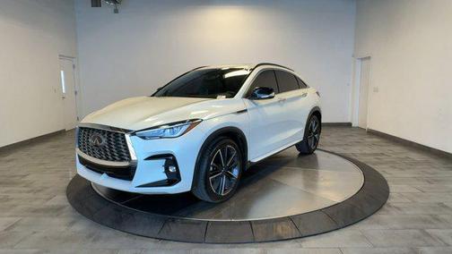 Majestic White 2023 INFINITI QX55 LUXE
