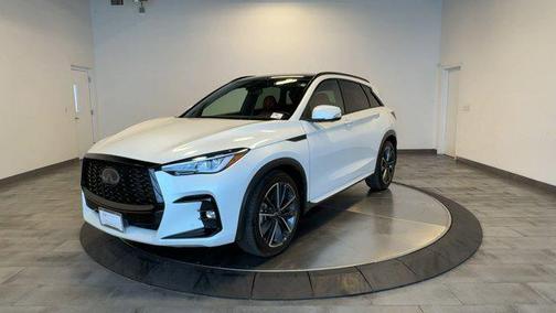 Radiant White 2025 INFINITI QX50 SPORT
