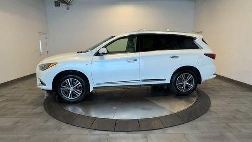 2017 INFINITI QX60 Base