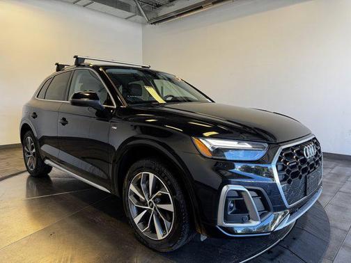 2023 Audi Q5 45 S line Premium Plus