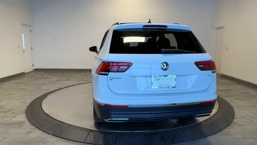 Pure White 2018 Volkswagen Tiguan 2.0T SE