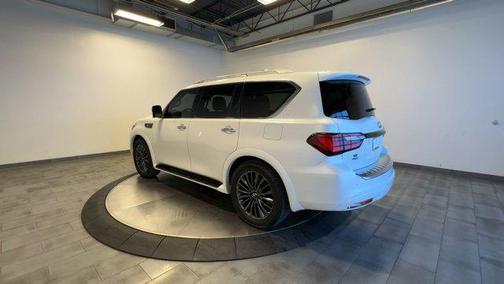 2024 INFINITI QX80 SENSORY AWD